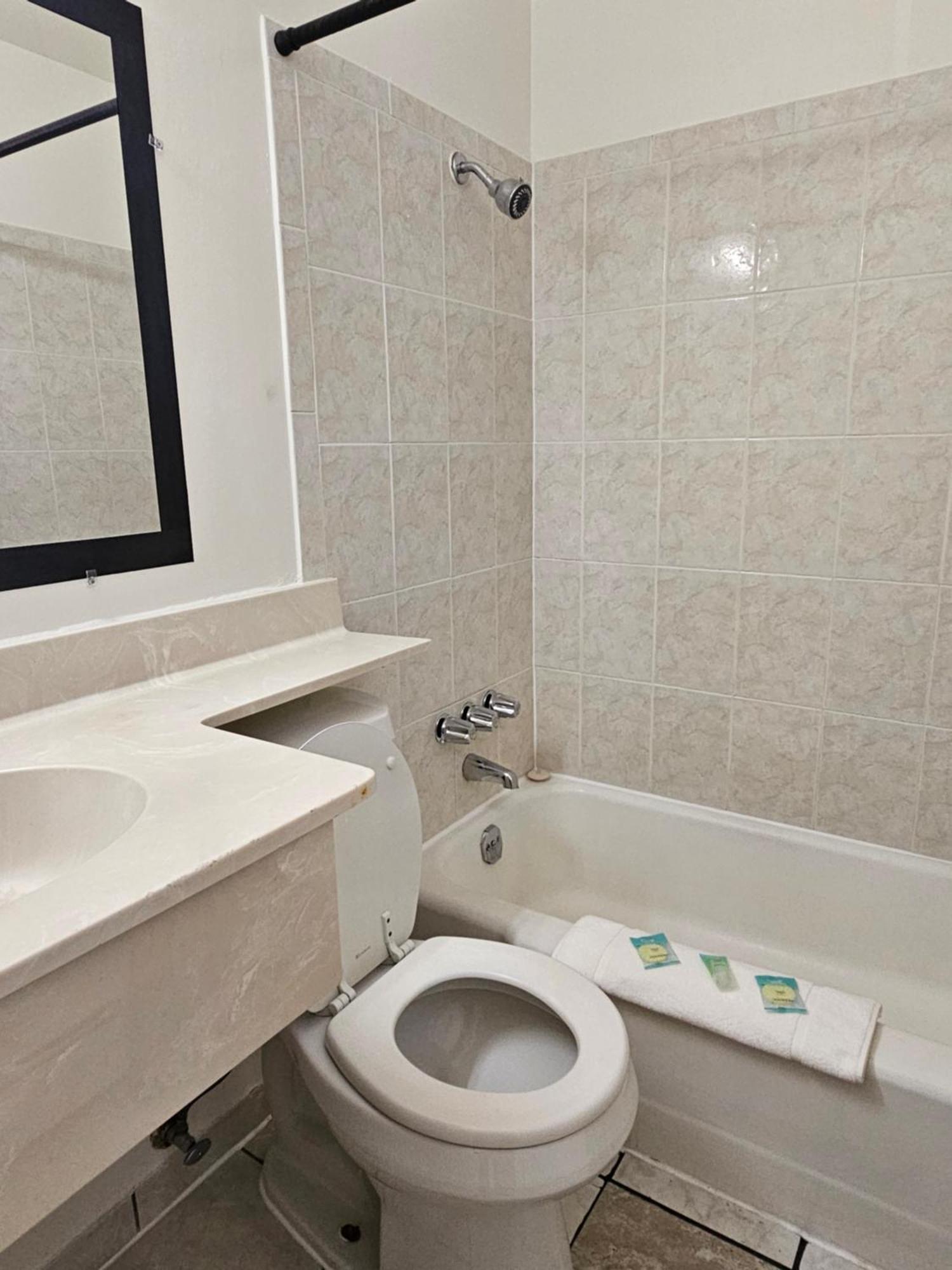 H&H Motor Lodge Idaho Springs Ngoại thất bức ảnh