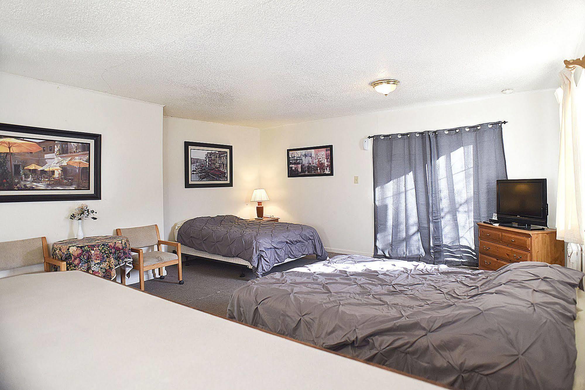 H&H Motor Lodge Idaho Springs Ngoại thất bức ảnh